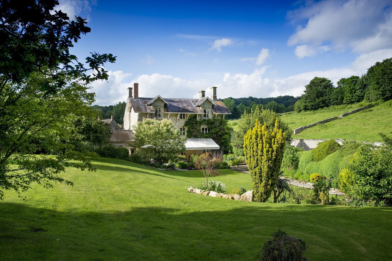 Howard'S House Hotel Teffont Magna Екстериор снимка
