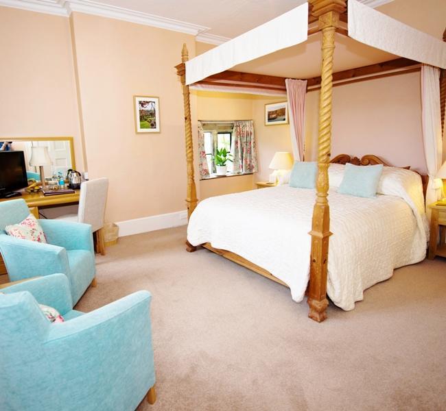 Howard'S House Hotel Teffont Magna Екстериор снимка